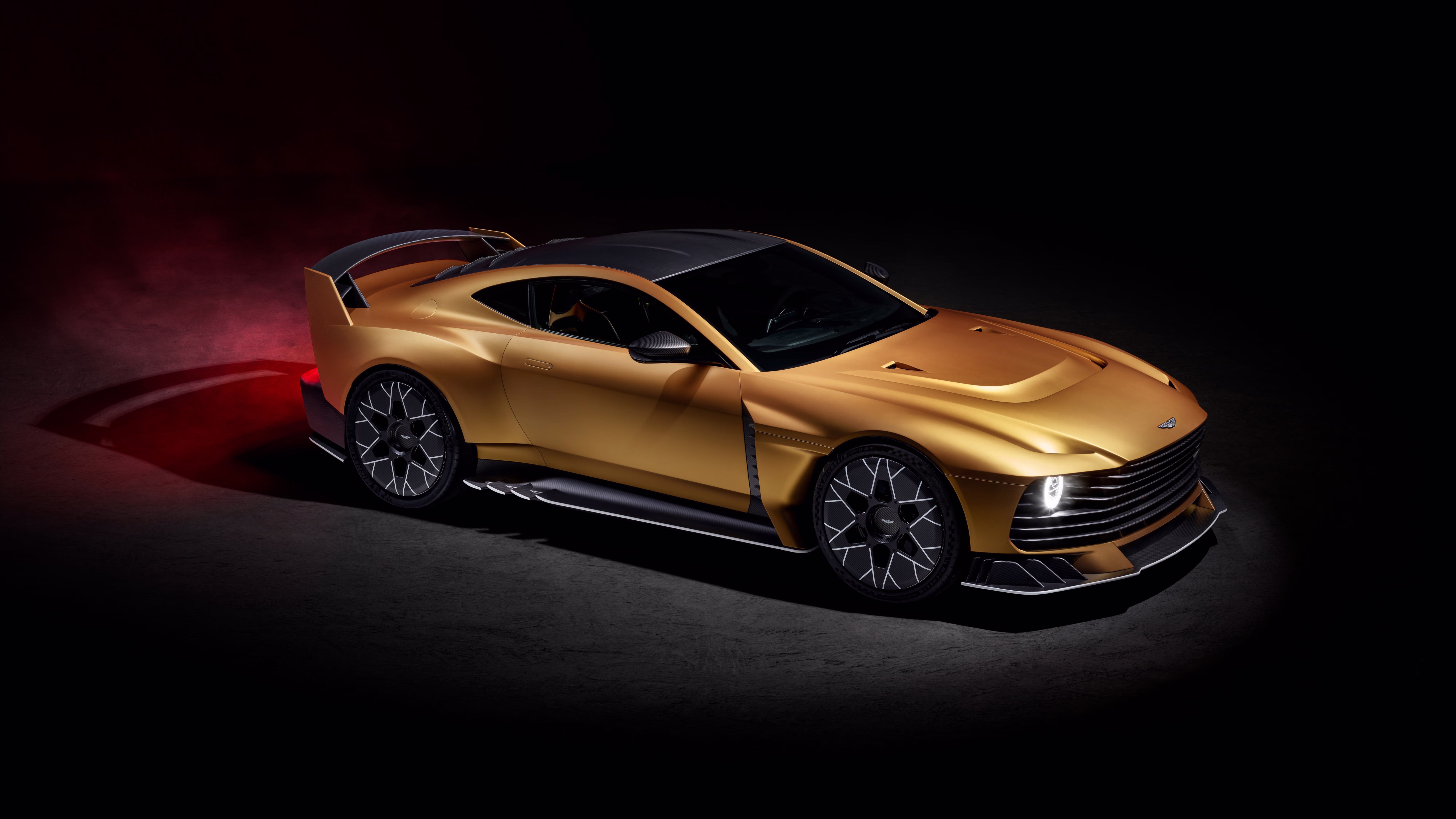 Ultimate series sports car